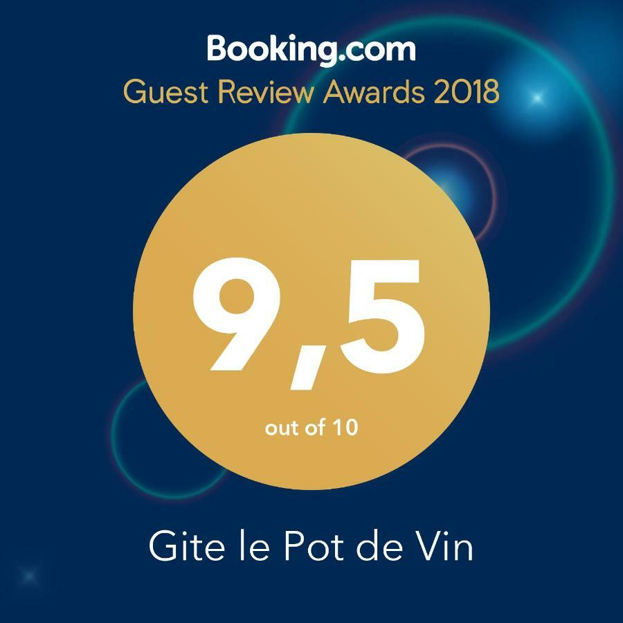 Gite Le Pot De Vin Lancié Esterno foto